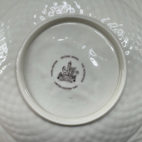 Belleek Christmas 9inch Plate Dish Fine Porcelain 1980 The Hedgehog Ireland VTG - Picture 4 of 11